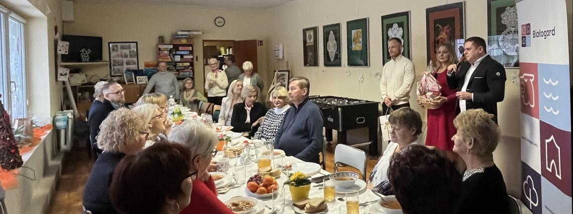 Dzień kobiet w klubie seniora